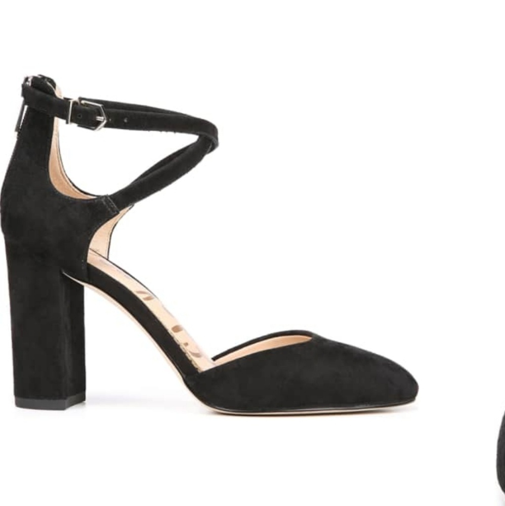 Sam Edelman

Simmons Pump